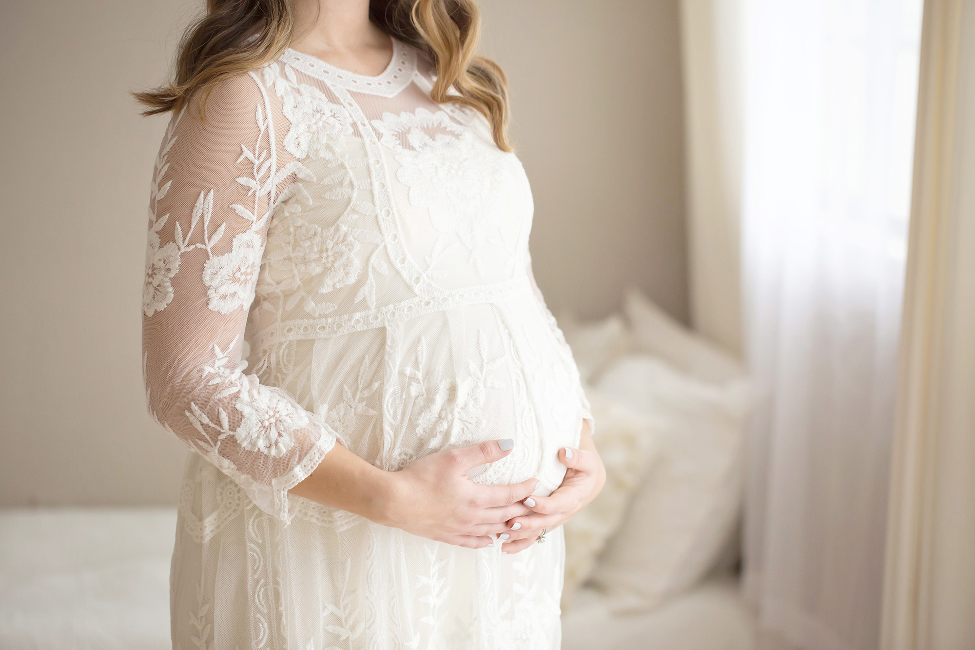 JulieBrockPhotographyLouisvilleKYMaternityPhotographerLouisvilleKYnewbornphotographer : When Should I Schedule Maternity Photos