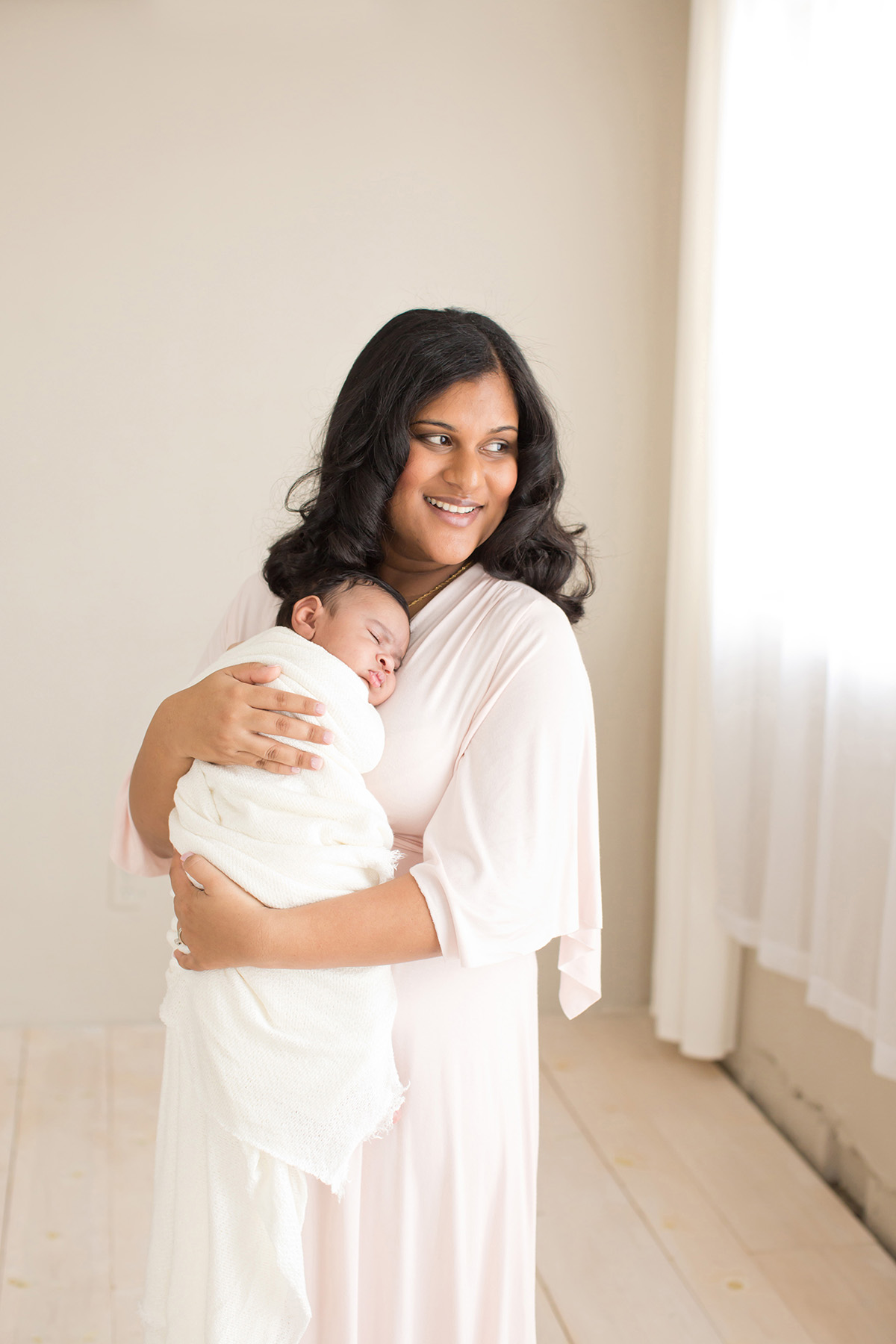Newborn Maternity and Family Photographer in Louisville KY | Julie Brock Photography | Lexington KY Newborn Photographer | mother and baby photo shoot | boho newborn session.jpg