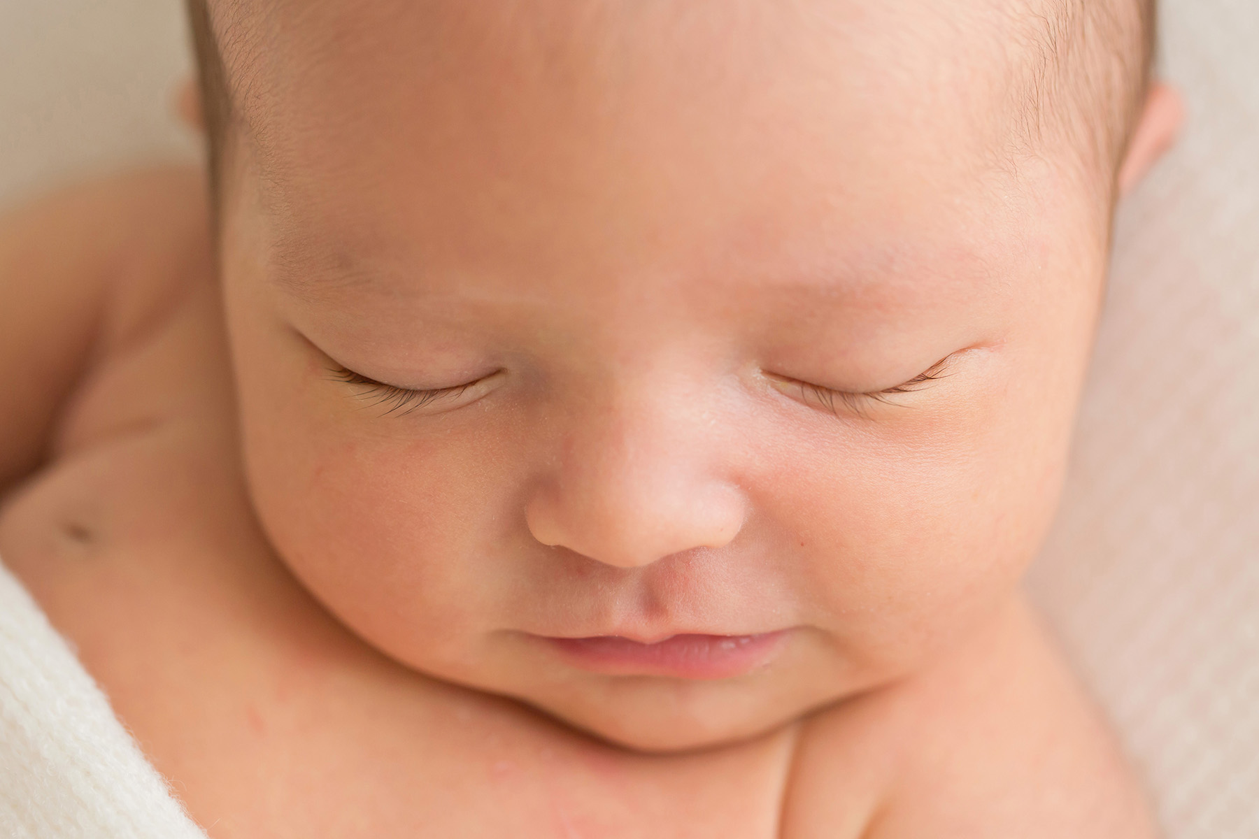 Louisville Newborn Photographer | Julie Brock Photography | Maternity Photographer | Photography Studio in Louisville | Up close photo of baby eyelashes.jpg