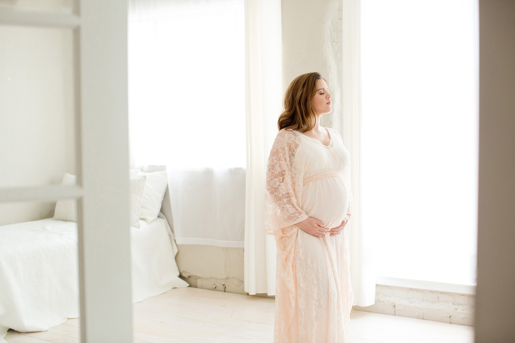 Best Louisville Maternity Photographer | Julie Brock Photography | Perfect Studio Location for Maternity and Newborn Photography | Perfect Pink dress for Photo Shoot | Newborn Photographer.jpg