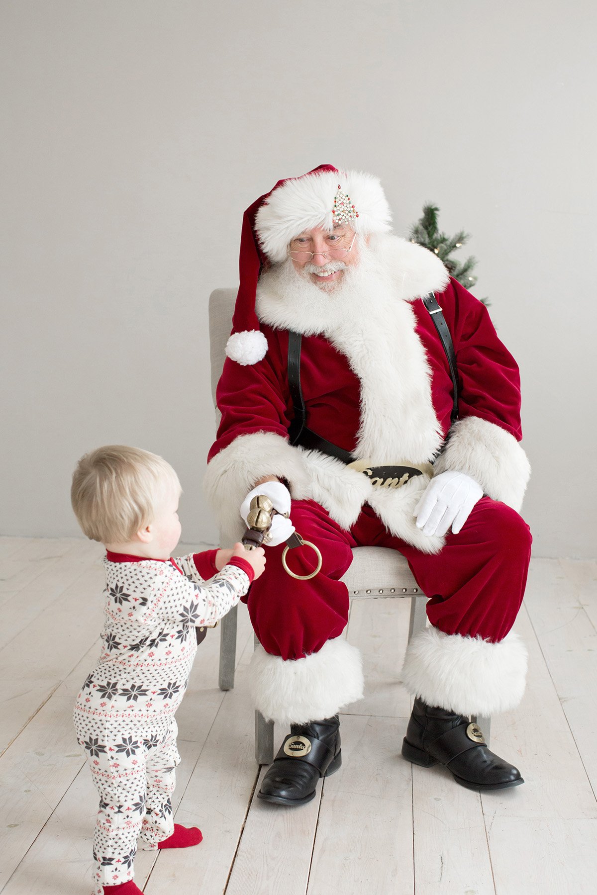 best-pictures-with-Santa-Louisville-Ky-Julie-Brock-Photography