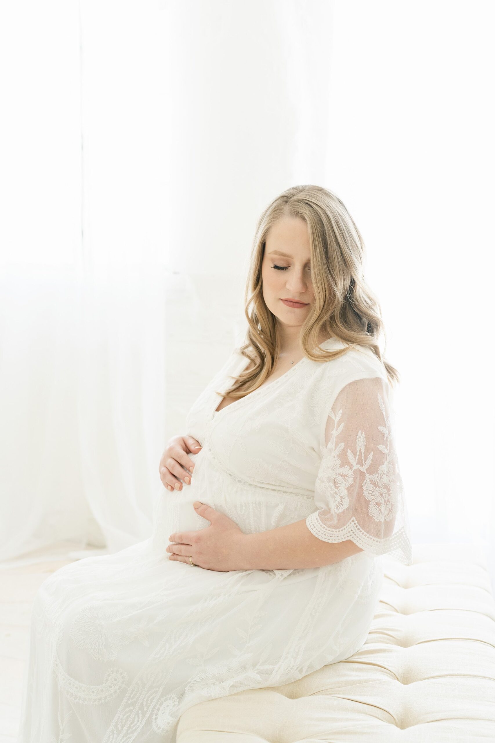 light-airy-natural-maternity-photography-louisville-ky-julie-brock-photography 