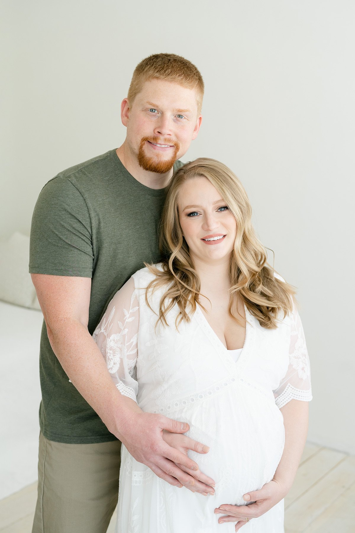 maternity-photo-session-with-dad-included-louisville-ky-photographer