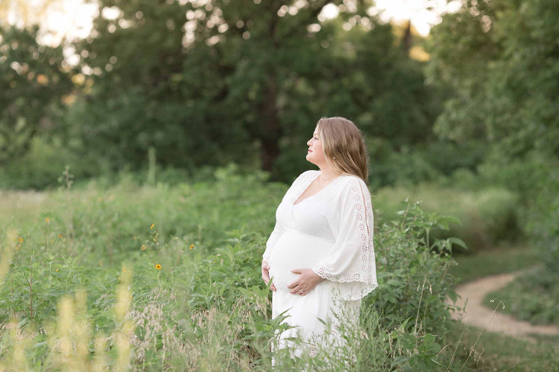 Louisville KY Maternity Photographer | Julie Brock Photography | Outdoor Photo Session | Newborn Photographer Louisville KY | Field Session Family Photographer | beautiful white dress for maternity photo session.jpg