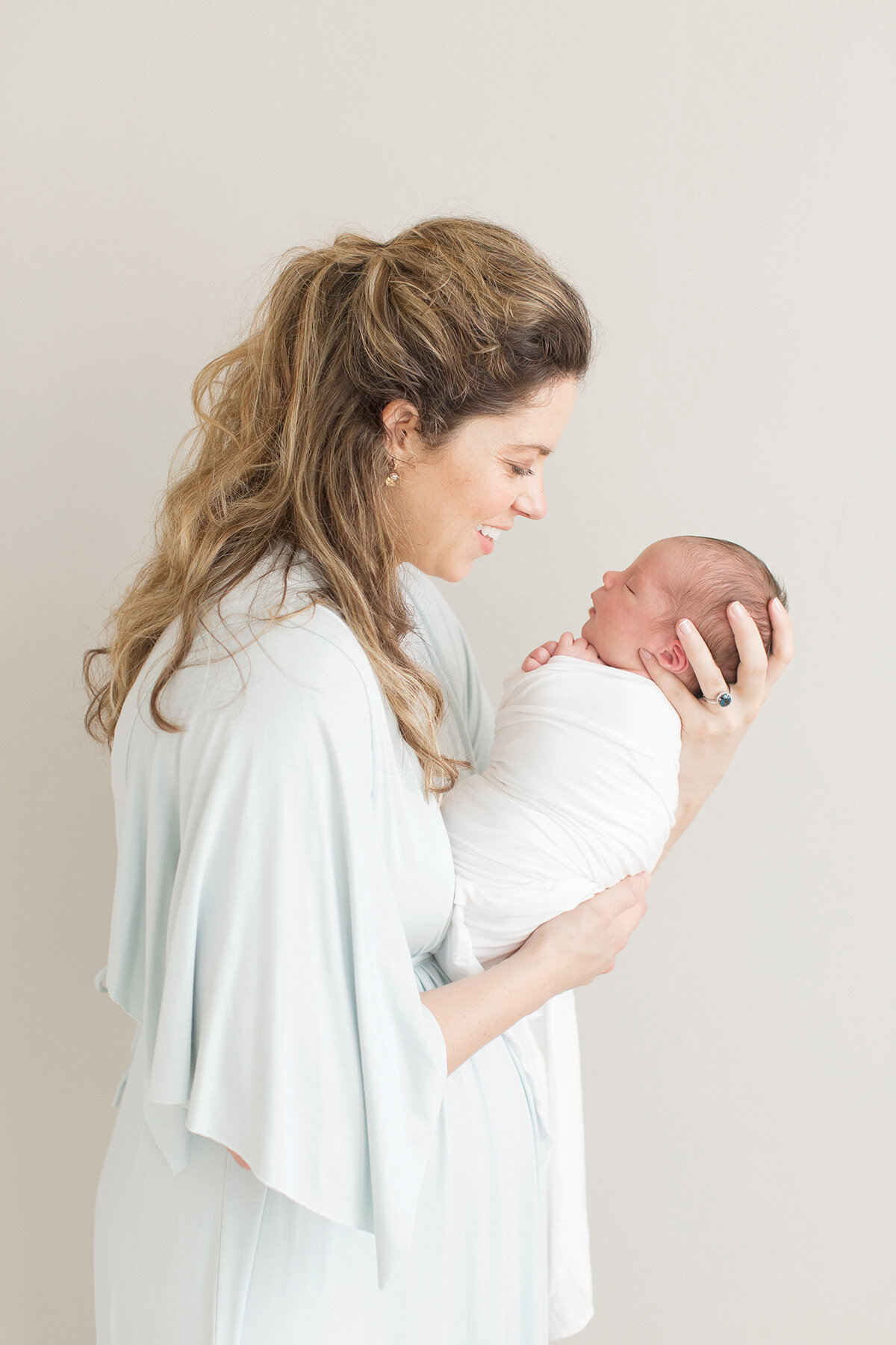 Louisville KY Newborn Photographer | Julie Brock Photography | maternity | family | perfect blue dress for photos.jpg
