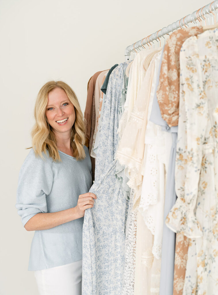 what to wear family photos louisville ky julie brock photography : best newborn photographer in Louisville KY
