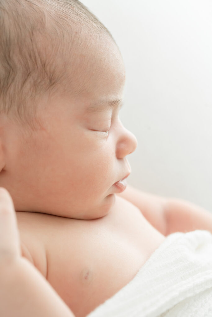 newborn photographer oldham county ky julie brock : Louisville Newborn Photography Studio